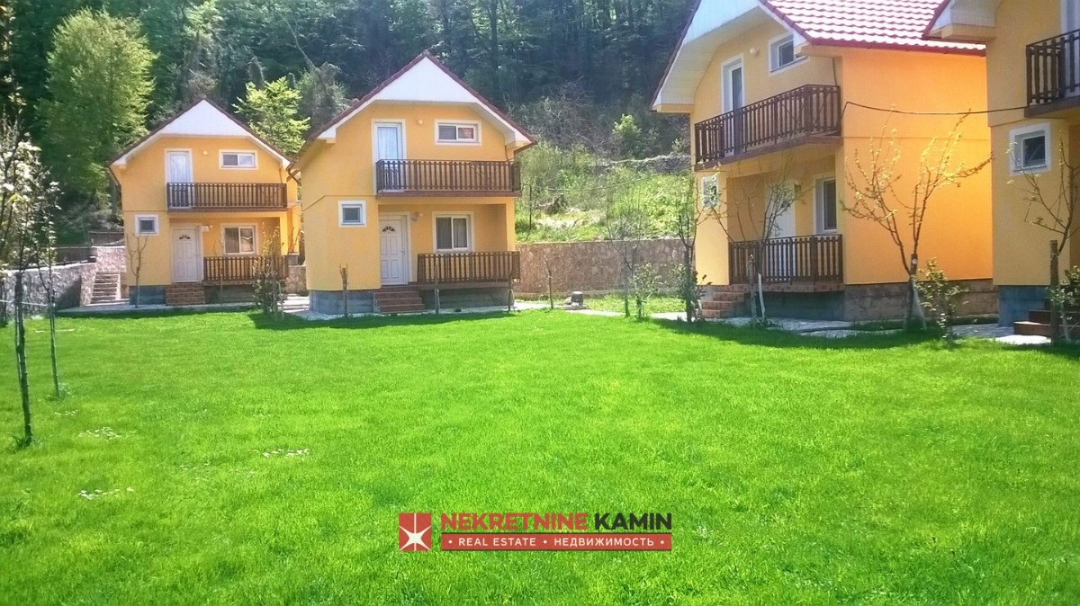 Ethno Village of 7 Weekend Cottages near Cetinje, Obzovica